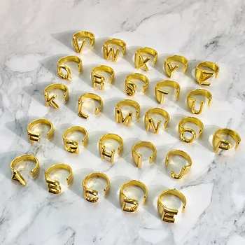 Aukso Spalvos Metalinės 26 Raidžių Atidaryti Tuščiaviduriai Piršto Žiedai 2020 M. Derliaus Reguliuojamas Krovimas Platus Stambusis A-Z Atidarymo Žiedų Moterų Papuošalai