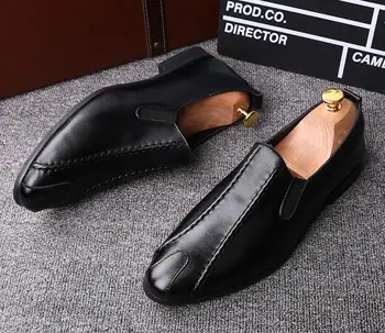 Didžiosios britanijos Naujausias Dizaineris džentelmenas nurodė, unikalus Oxfords Slip-on black white Bateliai Vyrai Homecoming Suknelė, Vestuvės batai