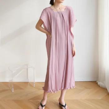 Naujas 2020 metų vasaros Issey Miyake plisuotos juostelės sijonas gryna spalva prarasti vienas-line apykaklės midlength asmeninį suknelė