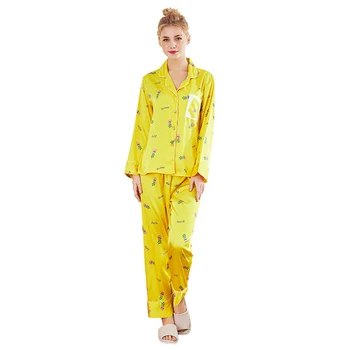 Prekės Pavasario Saldus moterų pižama rinkiniai su gėlių spausdinti mados prabangių moterų dirbtiniais šilko atsitiktinis dviejų dalių naktiniai marškinėliai sleepwear